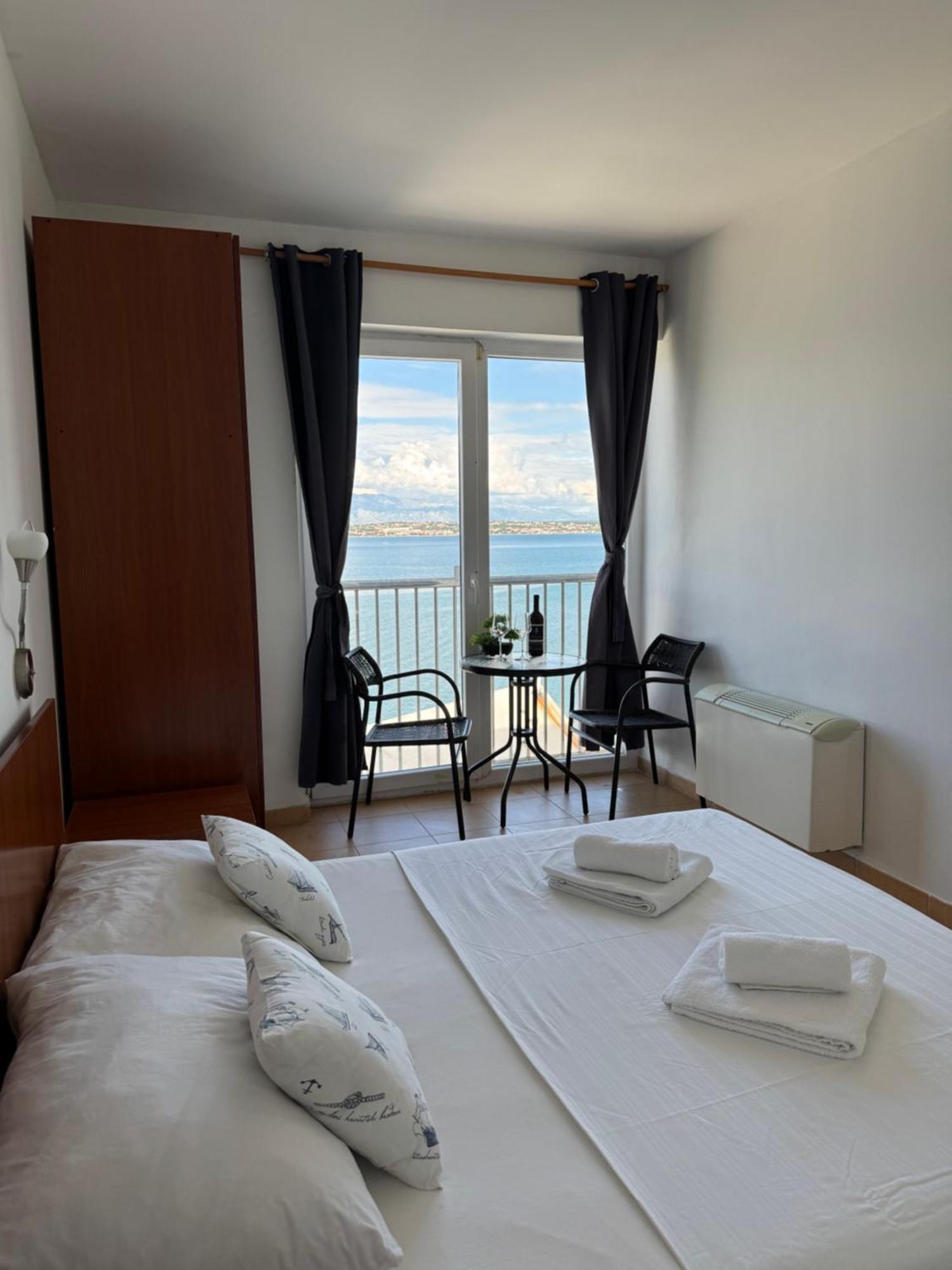 Apartments & Restaurant Condura Croatica Nin-Sabunike Нин Екстериор снимка